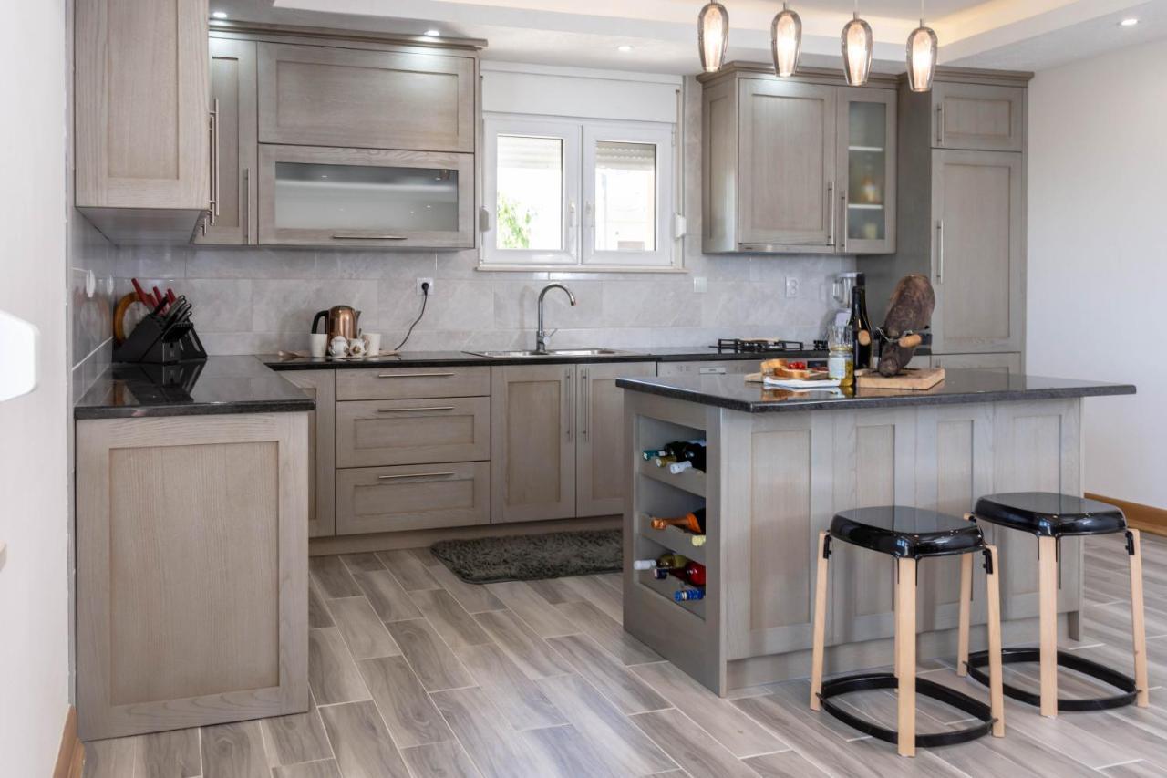 Apartmani Sandra Kastela Ngoại thất bức ảnh