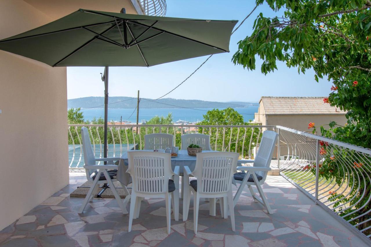 Apartmani Sandra Kastela Ngoại thất bức ảnh