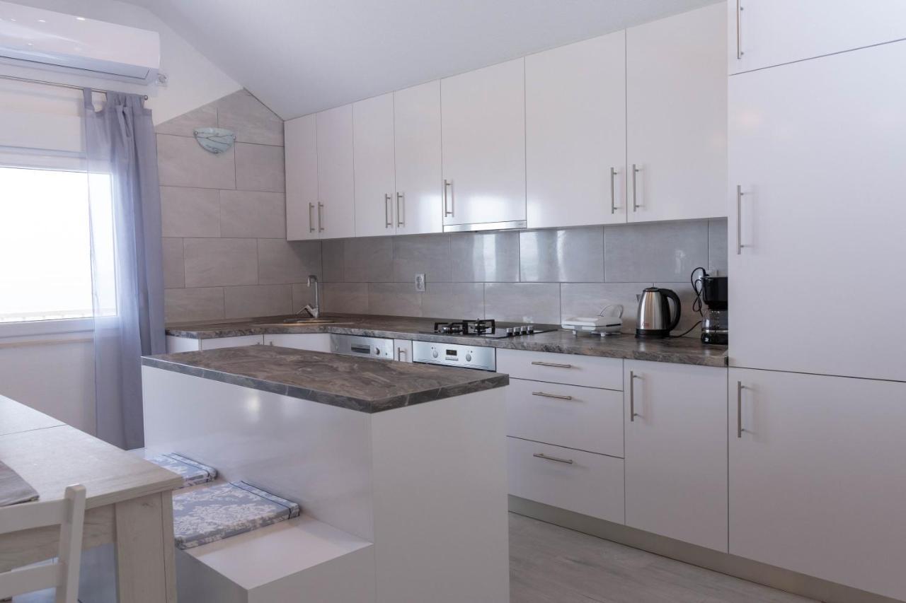 Apartmani Sandra Kastela Ngoại thất bức ảnh