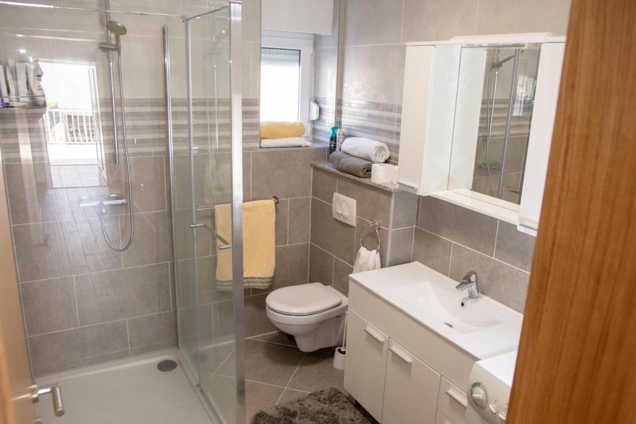 Apartmani Sandra Kastela Ngoại thất bức ảnh