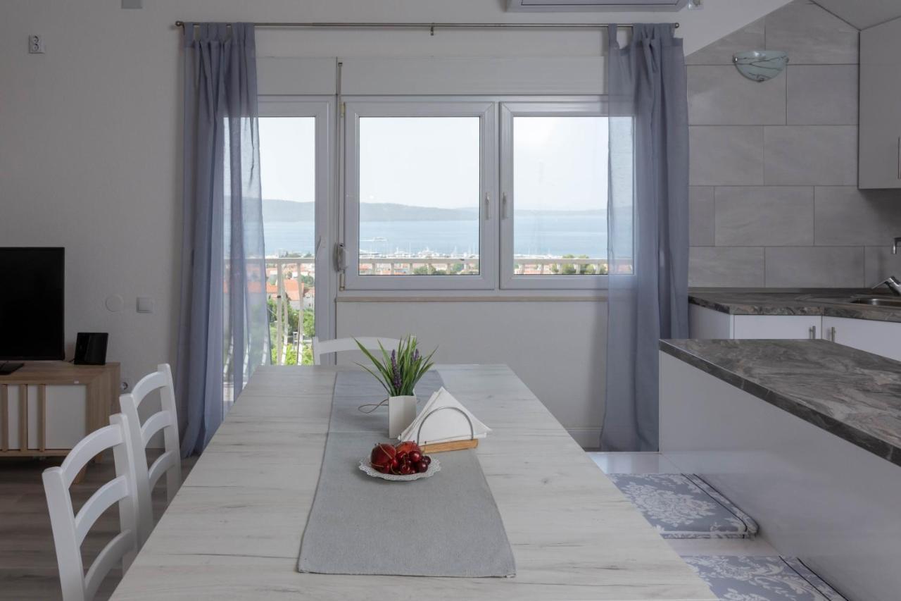 Apartmani Sandra Kastela Ngoại thất bức ảnh