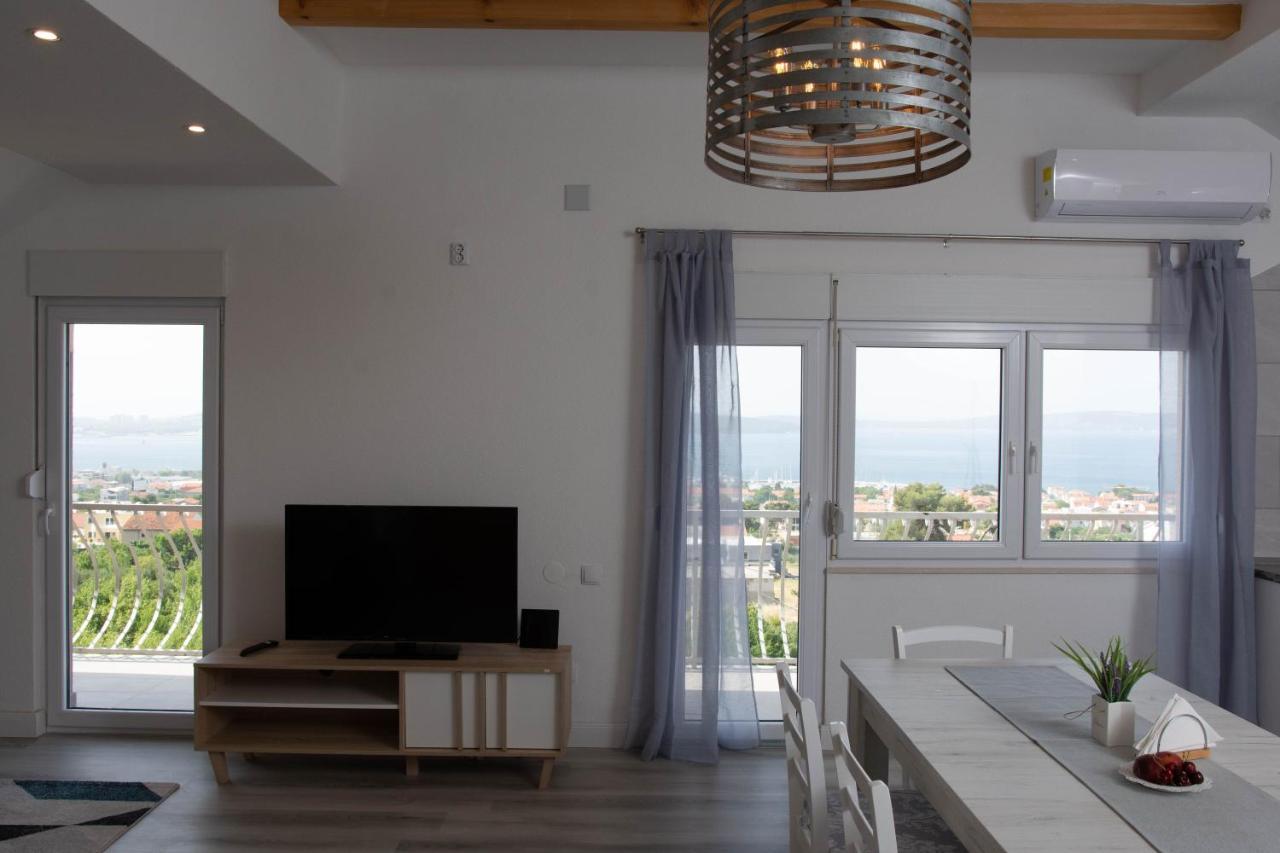 Apartmani Sandra Kastela Ngoại thất bức ảnh